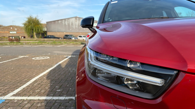 Volvo Xc40 2.0 T5 R DESIGN Pro 5dr AWD Geartronic Petrol Estate